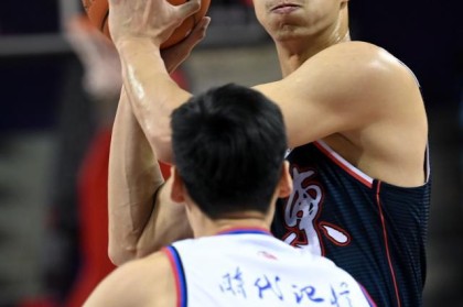 华体会-广东新外援加盟如雪中送炭 首秀砍三双助球队反弹