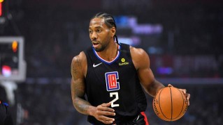 华体会官方网站-快艇就续约与莱昂纳德展开谈判 4年2.2亿值吗？