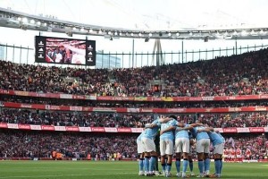 华体会-邮报：曼城与远征球迷关系愈发紧密，源自B席召开队长会议后